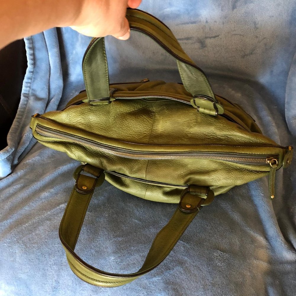 Cole Haan Olive Green Soft Pebble Leather AUTHENTIC Purse Excellent Condition - Picture 7 of 15